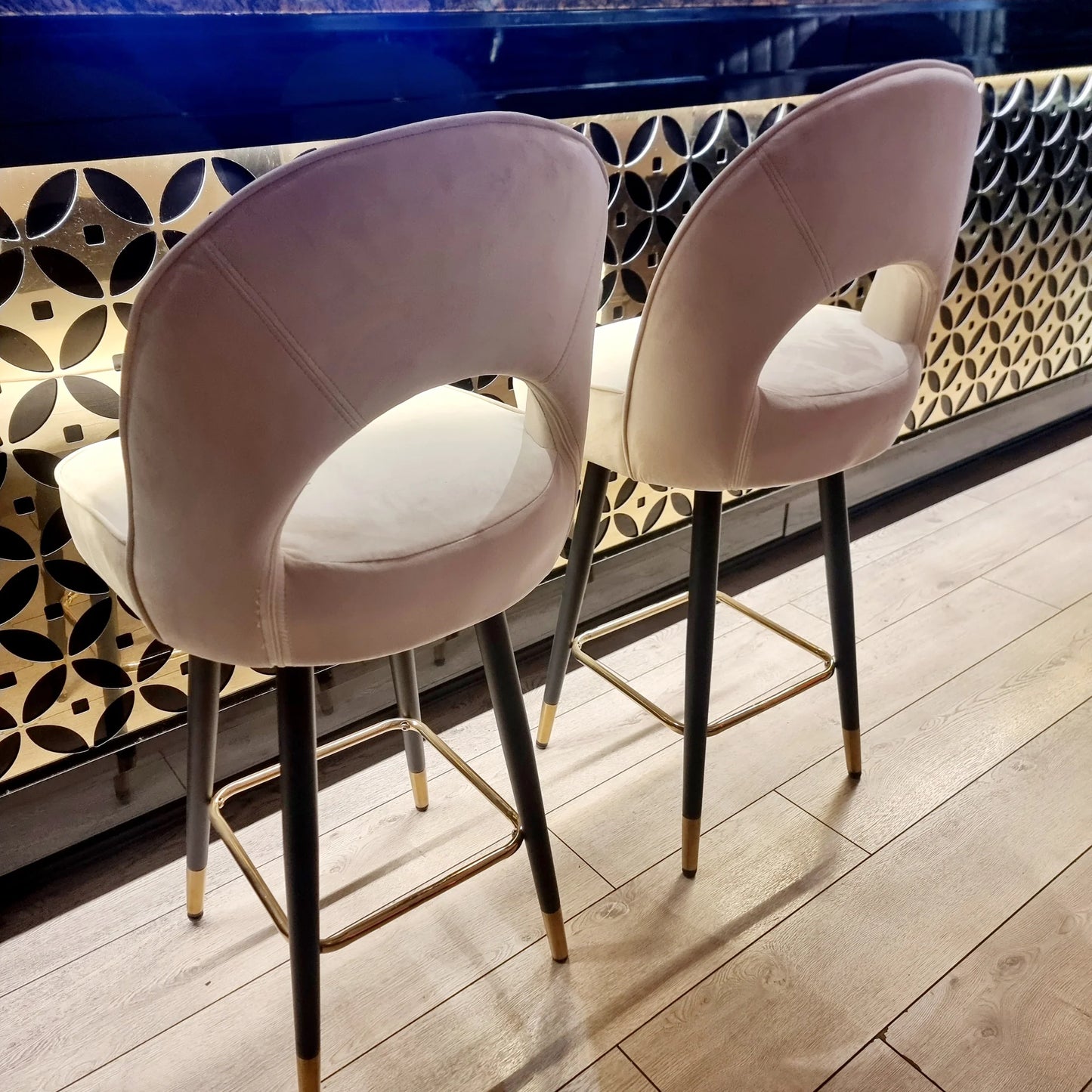 Andes Bar Stool