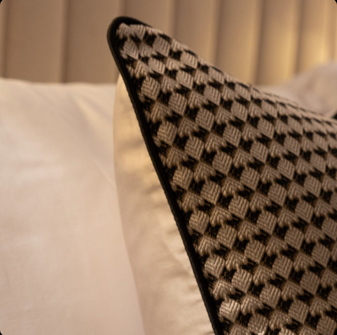 Verona Cushion