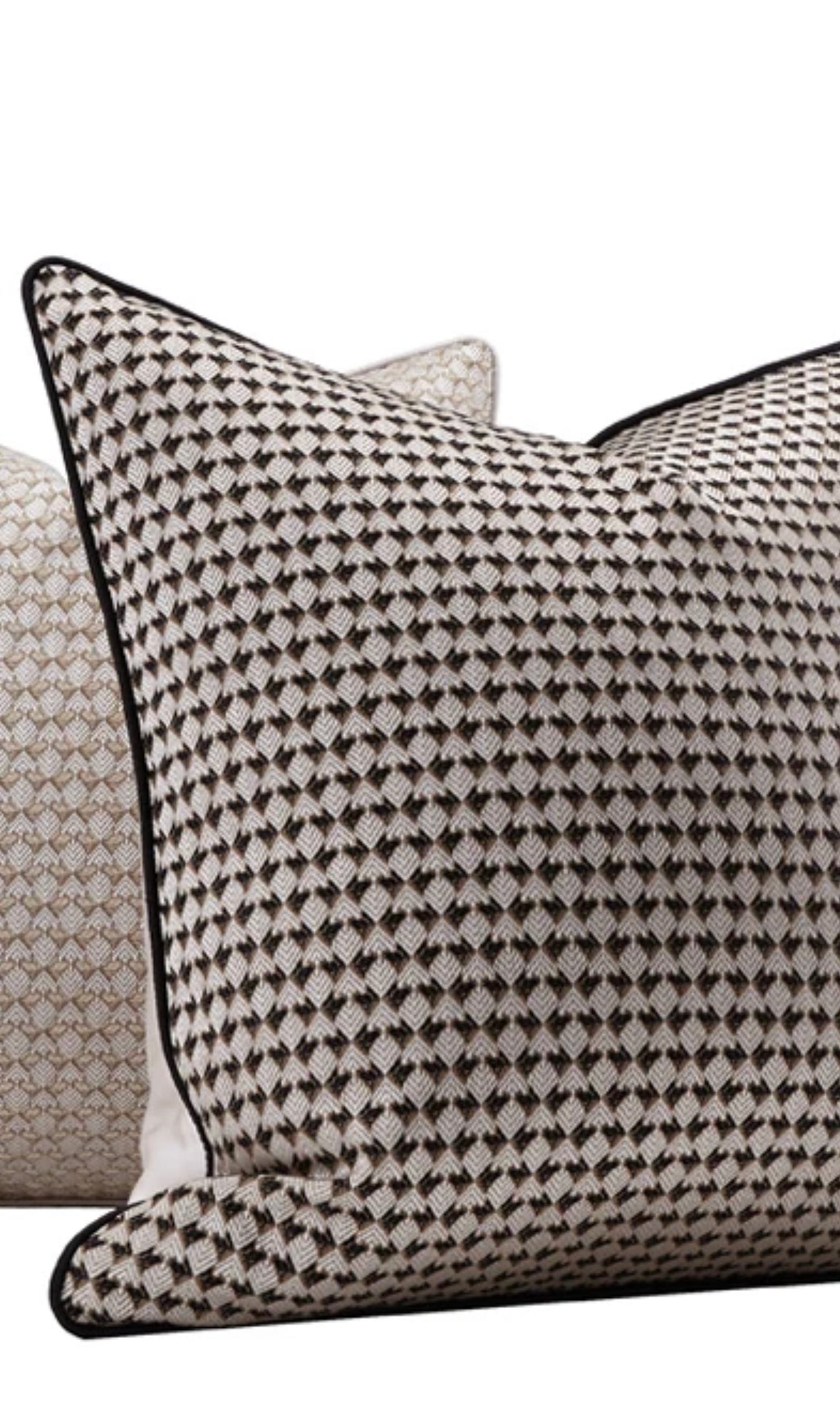 Verona Cushion